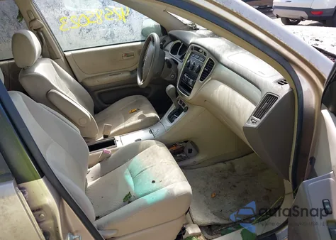 2004 Toyota Highlander z USA, uszkodzony, nr VIN JTEGD21A040091908
